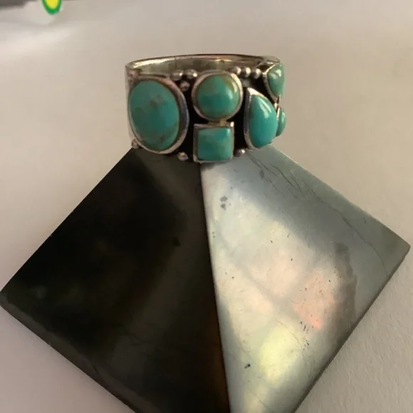 GORGEOUS STERLING SILVER TURQUOISE BAND WITH 7 STONES!! - Picture 2 of 11